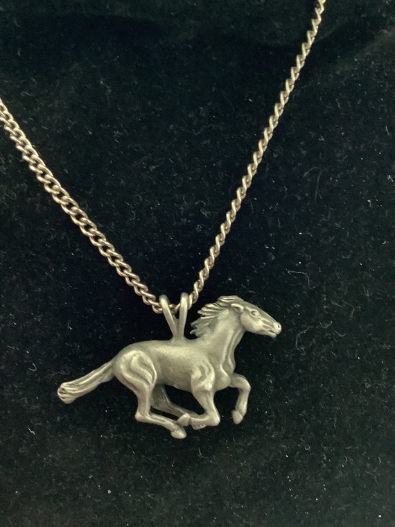 Vintage pewter Race Horse galloping 20 inch charm 