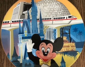 walt Disney  15th anniversary epcot center collector plate 1971-1986/disneyworld collectors/epcot collectibles limited edition