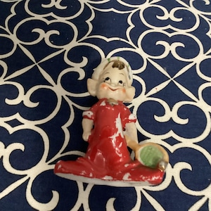 vintage metà secolo moderno MCM Pixie Elf Giappone con racchetta da tennis Shaker kitsch