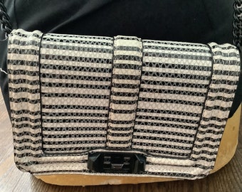 rebecca minkoff straw bolsa