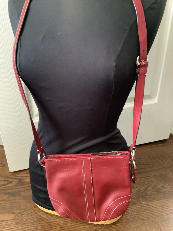 vintage coach red leather swingpac crossbody hand… - image 4