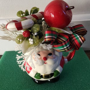 Rubens ? Santa Claus Head Planter Christmas Floral Vintage Taiwan CHRISTMAS floral taiwan/christmas decor