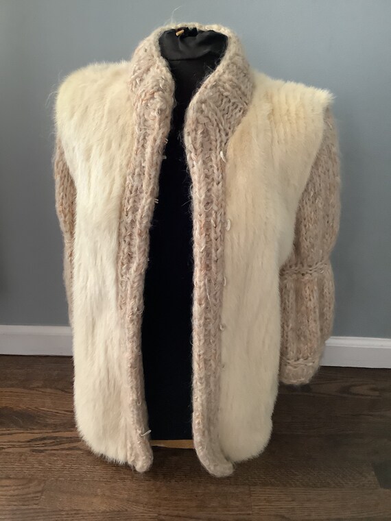 barbatsuly bros fine fur with hat/crochet zip off… - image 3