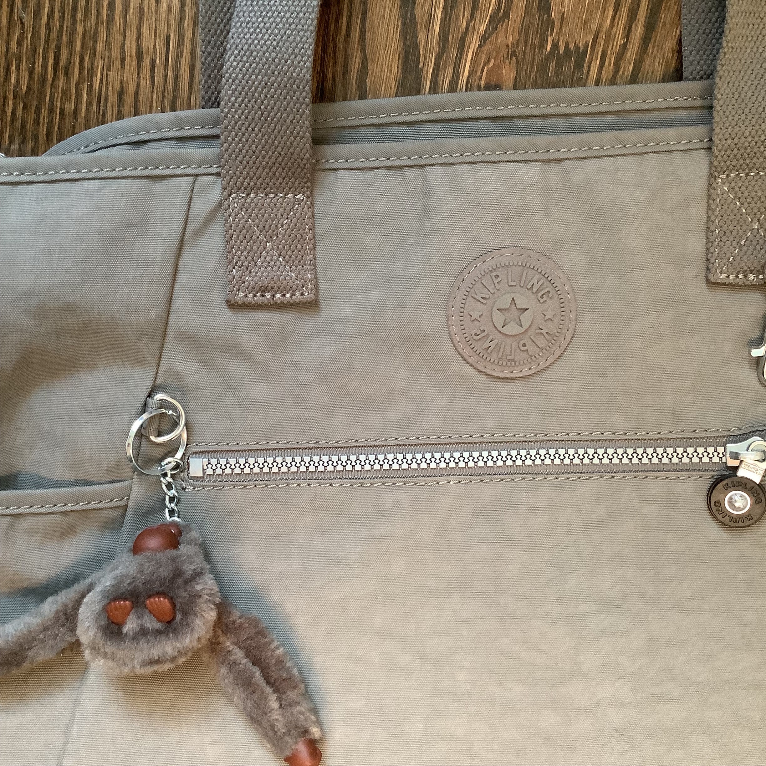 Kipling Women's Klara Handbag, Organize Accessories, Removable Shoulder  Strap, Dual Carry Handles, Crinkle Nylon Bag, Kind Rose B: Handbags:  Amazon.com