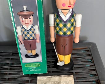 Combo de molinillo de pimienta y salero de madera de 8" Chef Specialties Golfer con caja n.° 09501, nuevo en Taiwán
