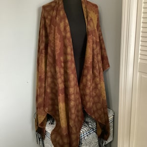 Tie Rack Art of the Scarf Warm Sun Flower U Shaped Shawl Acrylic/winter outerwear / sunflowers