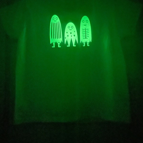 GLOW INTHE DARK Ghosts Kids t-shirt