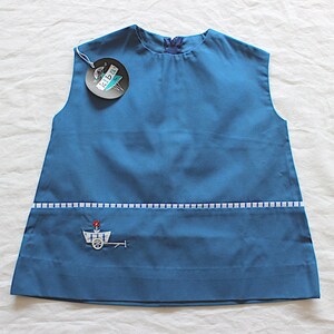 60 年代の刺繍入りブルー コットン サマードレス - 新古品 - サイズ 18 か月