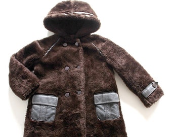 Manteau en fausse fourrure marron des années 70 - Stock Neuf - Taille 6 ans