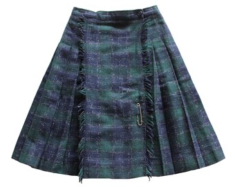 Vintage 70/80's wooly plaid skirt - kilt - French NOS - Size 8 years