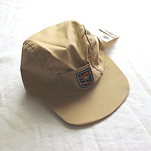 Vintage 70&#39;s beige cap with skier patch - Spanish new old stock - Size 18 months