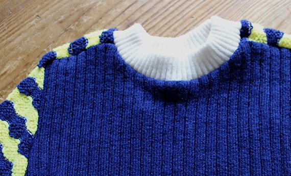 French vintage 70's navy blue and yellow knitted … - image 3