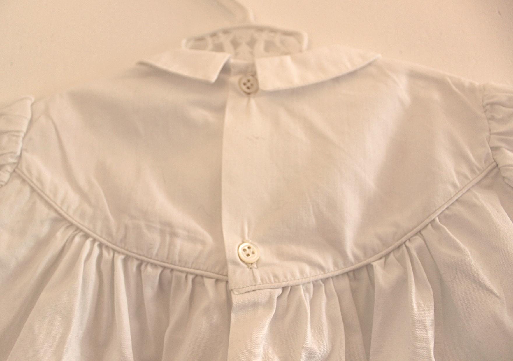 Vintage 1950s White Embroidered Rose Dress