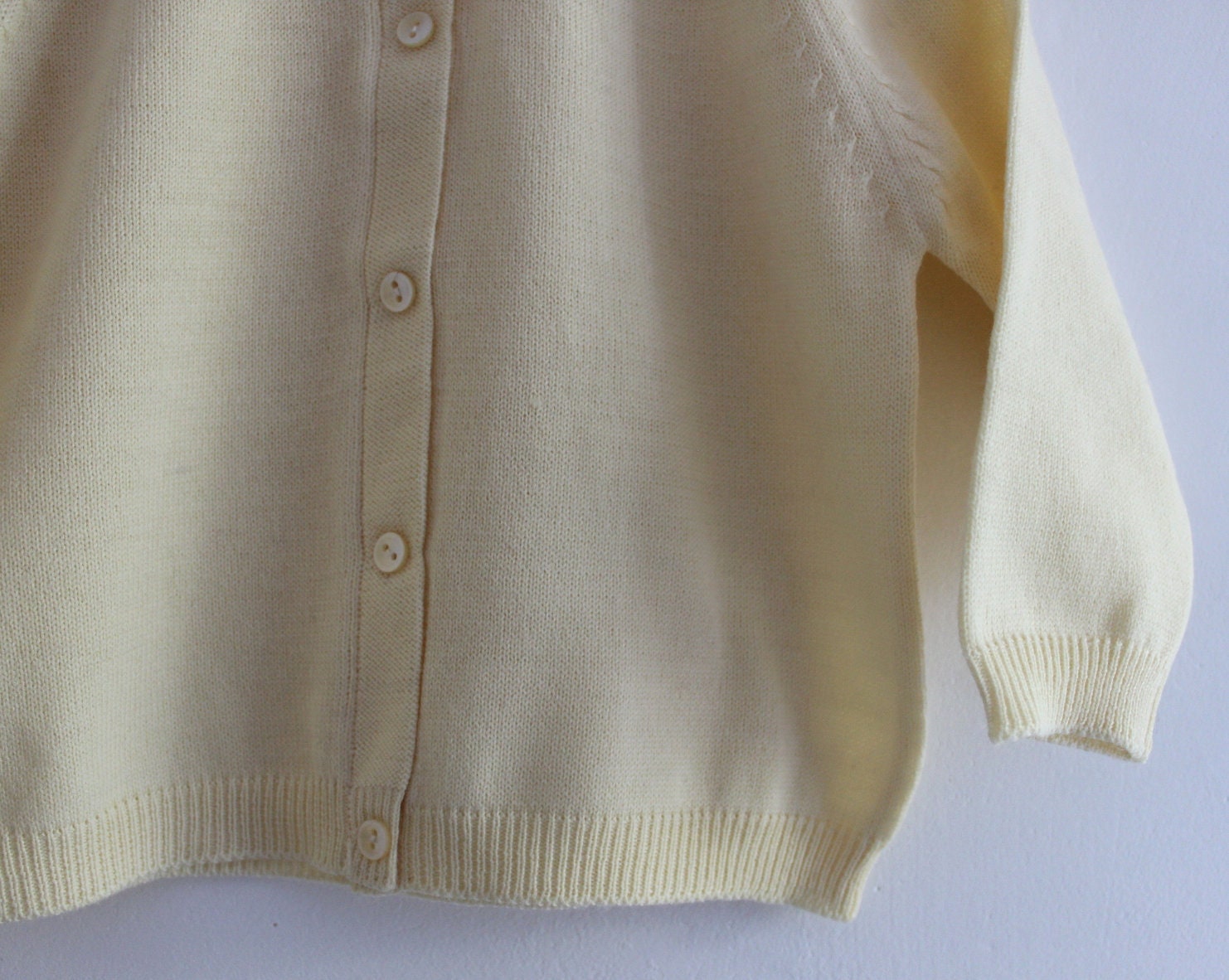 Vintage 1960/70's Light Yellow Wooly Cardigan - Italian NOS