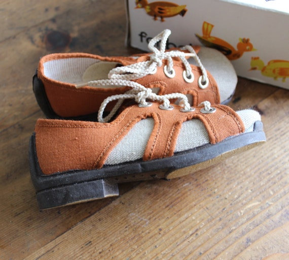 Vintage 60/70's canvas shoes - French new old sto… - image 3