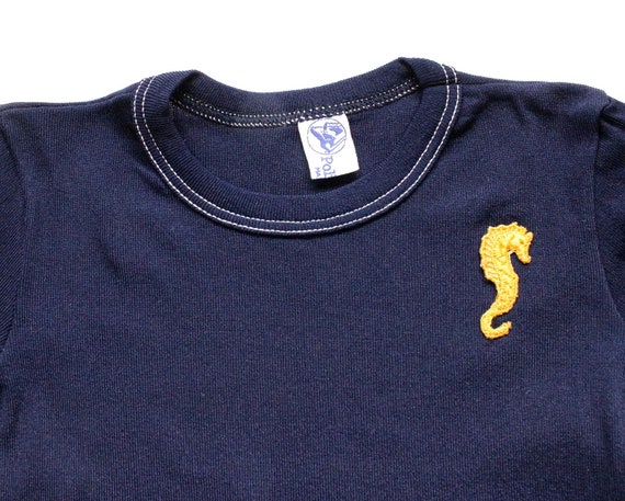 VINTAGE 60/70's navy blue nylon tee with seahorse… - image 2