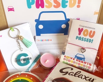 Regalo de felicitaciones por aprobar el examen de conducir / Caja de regalo personalizada con buzón / Bien hecho / Abrazo de felicitaciones en una caja / Auto nuevo / Mejor amiga