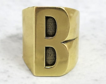 Gucci Gucci Letter Ring