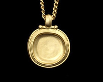 Gold Medallion Necklace, Gold Coin Necklace, 14k Gold Necklace Pendant, Medallion Pendant, Engraved Gold Necklace, Gold Necklace Vintage