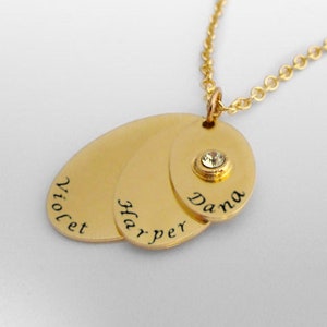 Regalo personalizado para mamá, collar de nombre de regalo, personalizar collar de piedra de nacimiento, collar de nombre de oro, collar de disco de nombre, collar de nombre de familia