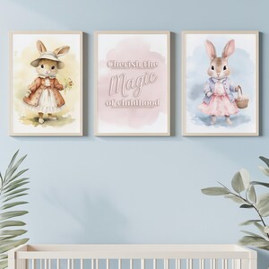 Set di poster di coniglietti stravaganti. Graziose stampe di coniglietti per la cameretta dei bambini. Decorazioni per la casa in stile acquerello. Arte murale per la cameretta dei bambini. Arte con animali del bosco.