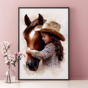 Poster di giovane cowgirl che abbraccia un cavallo. Sereno arazzo western. Calma pittura di campagna. Arte murale per camera da letto di una casa del sud. Dolce arredamento rustico.