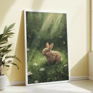 Poster con coniglietto a tema bosco. Arte murale per la cameretta dei bambini. Decorazione per cameretta, camera da letto o sala giochi. Stanza a tema foresta. Dipinto Cottagecore.