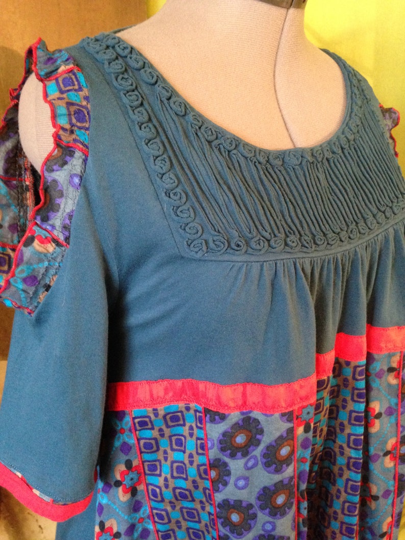 open shoulders tunic Fancy T 40-42 red and blue duck