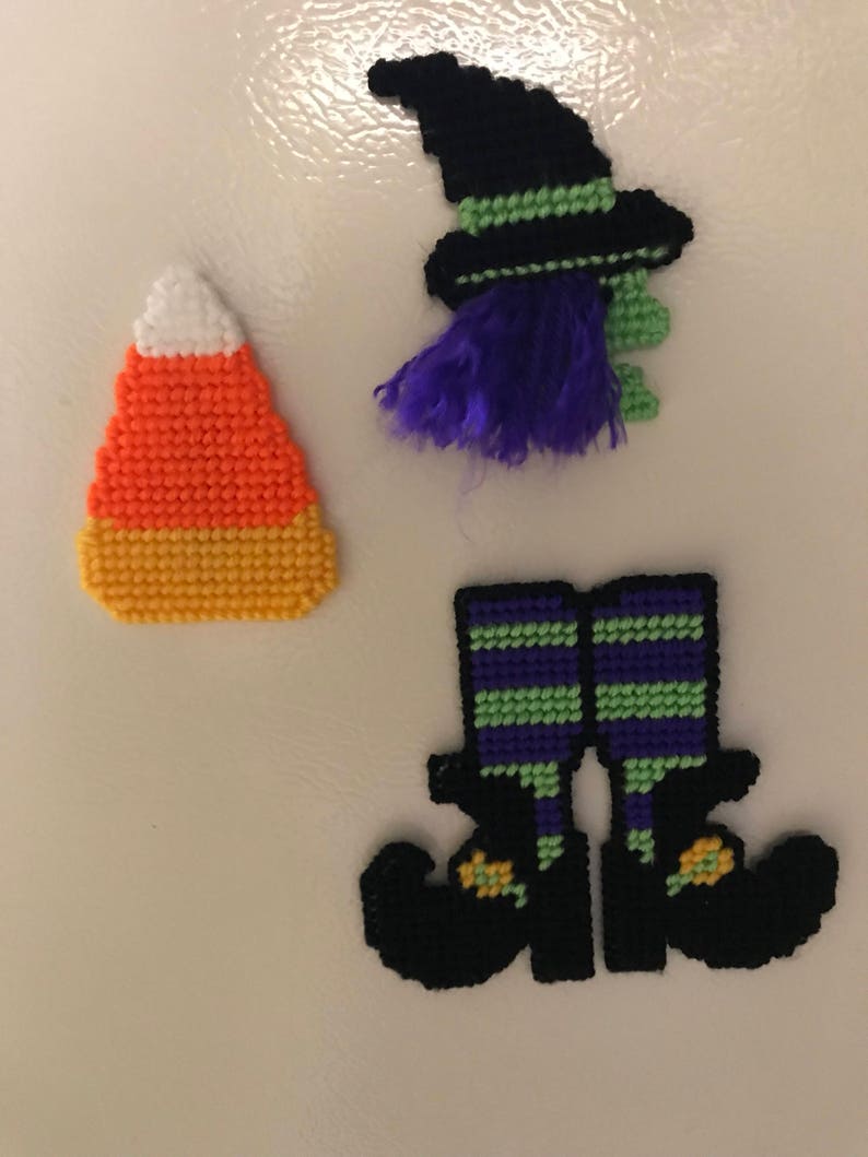 Fun Express 12 Lustige Candy Corn Gesicht Magnet Bastelsets – Halloween Handwerk Für Kinder – Selbstklebend