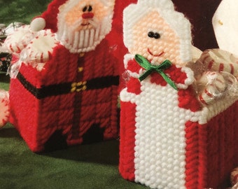 Santa and Mrs Claus candy dishes