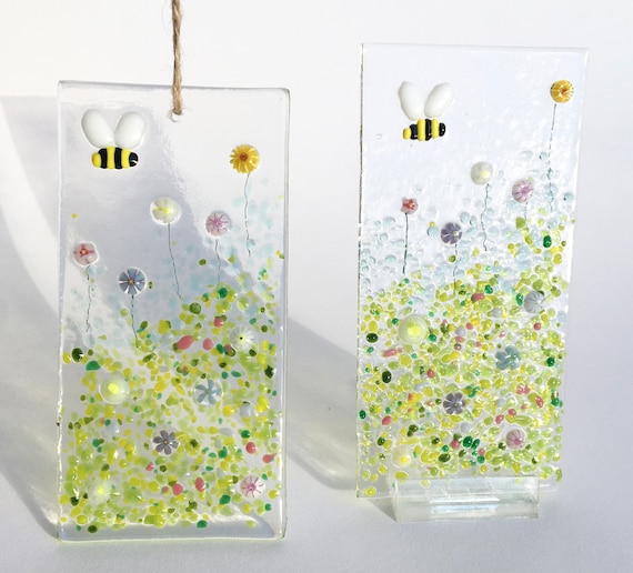 Fused Glass Bumblebee and Multicoloured Spring Flowers Sun Light Catcher Honey Bee Decoration