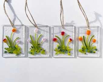 Tulip Flowers Fused Glass Suncatcher Easter Twig Tree Decoration Glass Art Spring Decor Tulips Ornament 7x5cm