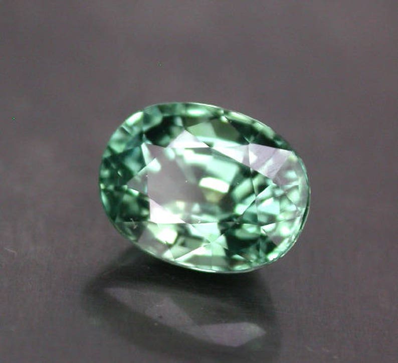 Bright Green Sapphire Gem Type Natural Sapphire 100 % - Etsy