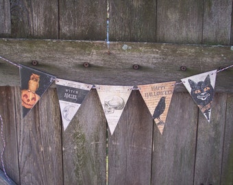 Mini Retro/Vintage Halloween Banner Strung on Halloween Baker's Twine, 3" X 4" Pennants, Mini Halloween Bunting
