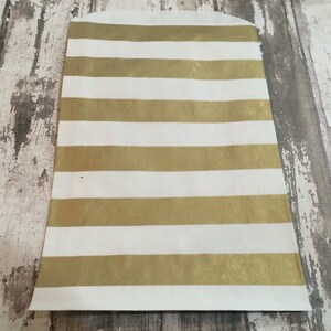 12 Gold Horizontal Stripe Paper Gift Bags, 5" X 7 1/2".  White Kraft Paper with Gold Horizontal Stripes, Favor Bags, Party, Wedding, Shower