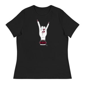 Metal Babe Horns (Women&#39;s Relaxed T-Shirt)