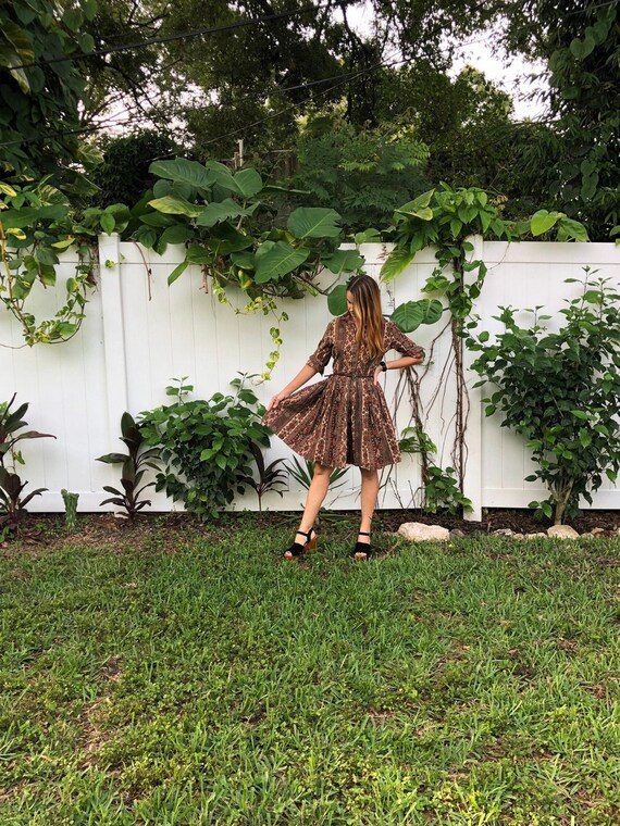 Vintage Floral Paisley Dress / Button Up Full Sk