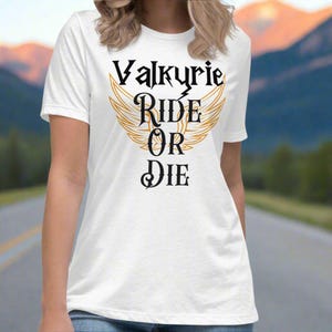Valkyrie Women&#39;s T-Shirt, Viking Norse Mythology Fantasy Graphic Tee