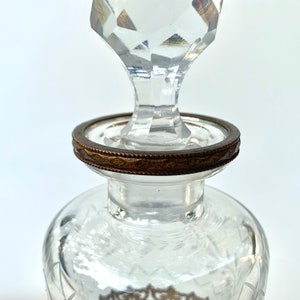 Antique French Scent Bottle With Enamelled Base image 3