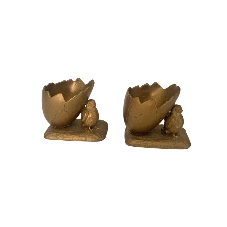 Baby Chick Figural Egg Cup image 1