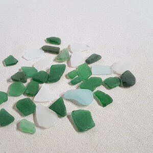 Sea glass in white & green 32 pieces image 5
