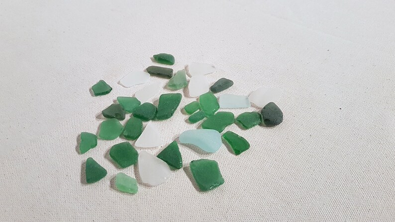 Sea glass in white & green 32 pieces image 5