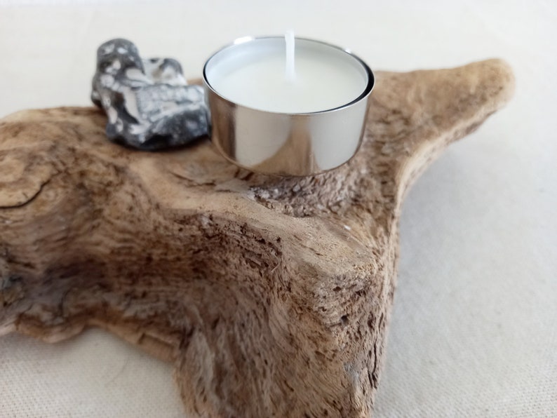 Driftwood root with tealight holder & stone heart image 6