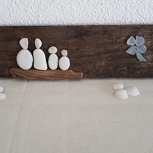 Glück - Steinbild auf Treibholz, Lieblingsmenschen zum Valentinstag, Geburtstag oder Hochzeitstag
