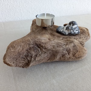 Driftwood root with tealight holder & stone heart image 4