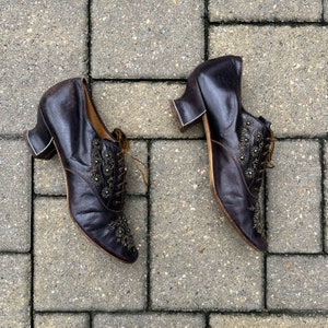 c. 1890s-1900s Beaded Oxfords | Antique Clothing Victorian Edwardian Shoes | Historical Fashion