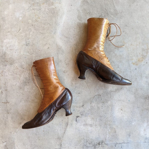 c. 1910s-1920s Two-Tone Brown Boots | Approx Sz 6 | Antique Edwarian Victorian Clothing | Historical Fashion | Witchy Style