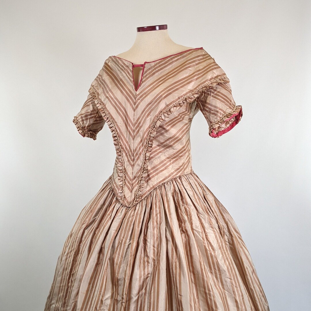 Romantic Era Gold Silk Evening Gown 1840s Antique Dress - Etsy