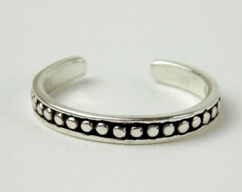 Sterling Silver Ornate Toe Ring- Adjustable -  Ethnic Boho Statement Toe Ring