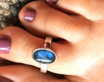 Sterling Silber & Grade AA Labradorit Zehenring - verstellbar - ethnischer Boho Statement Ring